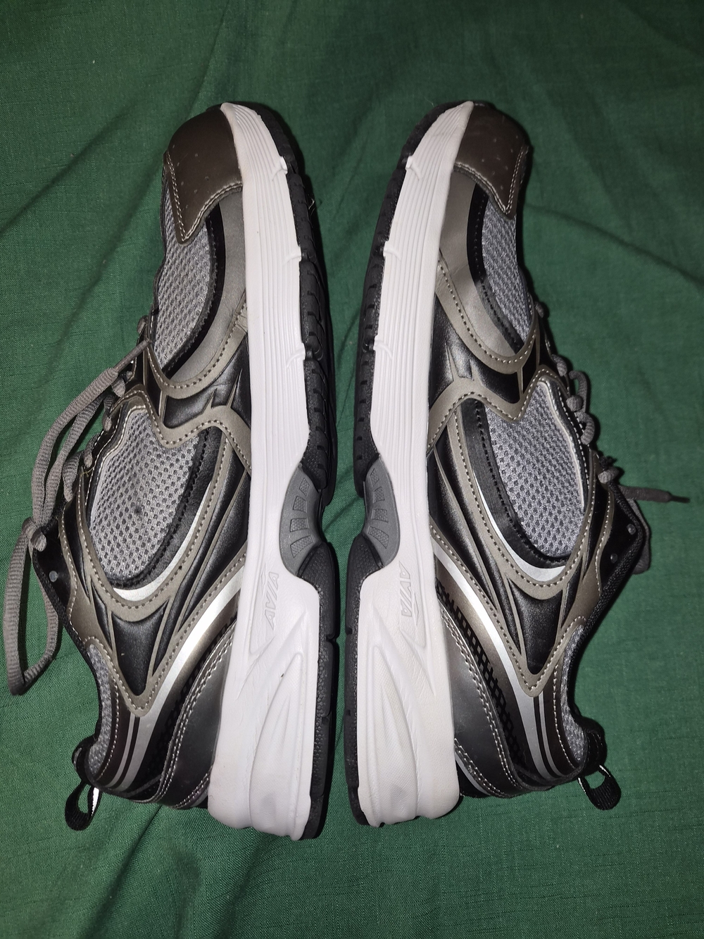 Avia Men's Black and Gray Athletic Running Shoes